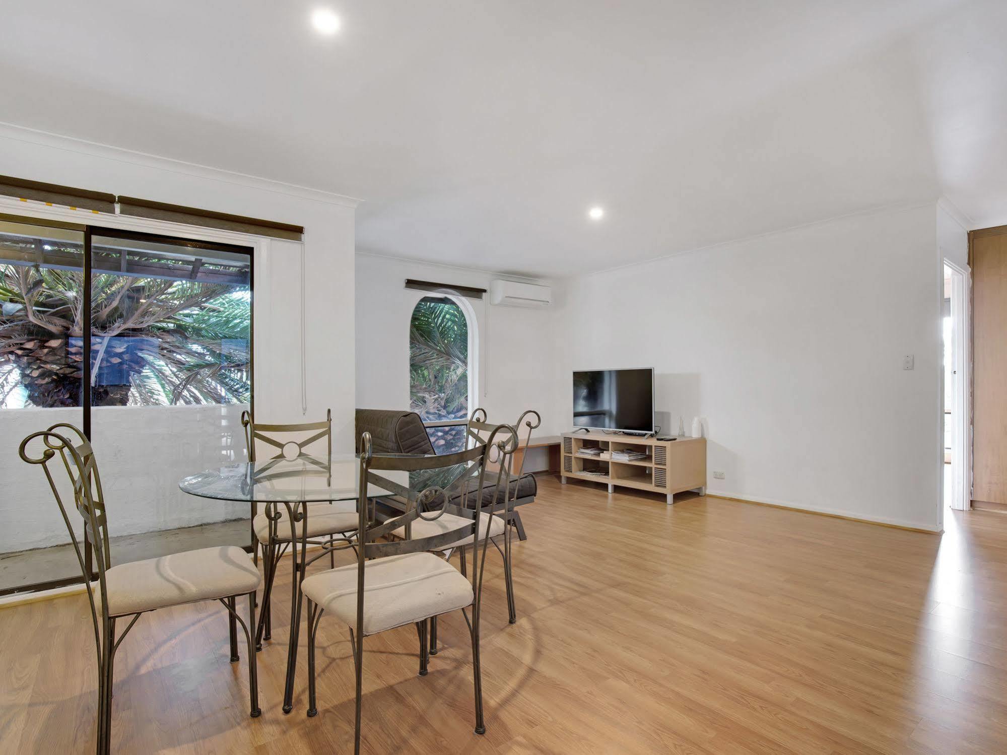 Adelaide Holiday Homes Luaran gambar